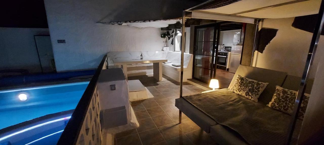 Aloelux Villa !! - Private Villa With Pool , Jacuzzi, Cinema, Massage ,Wonderful View, Art Desing Villa Tías Zewnętrze zdjęcie