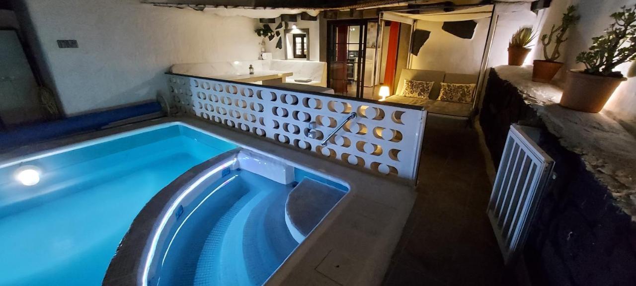 Aloelux Villa !! - Private Villa With Pool , Jacuzzi, Cinema, Massage ,Wonderful View, Art Desing Villa Tías Zewnętrze zdjęcie