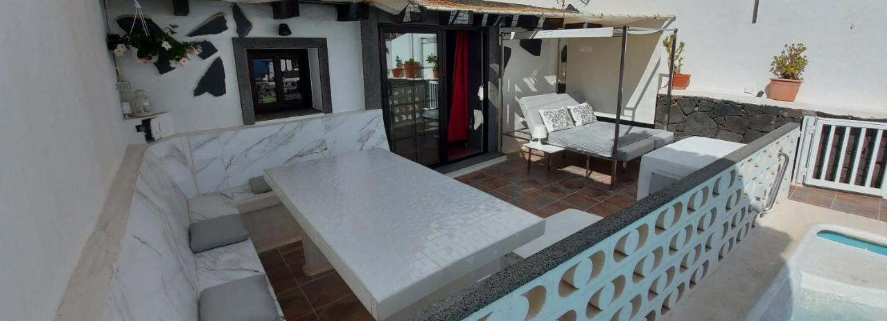 Aloelux Villa !! - Private Villa With Pool , Jacuzzi, Cinema, Massage ,Wonderful View, Art Desing Villa Tías Zewnętrze zdjęcie